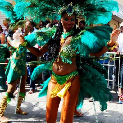 Carnaval St Maarten Green Team parade 2014 Blog bordelaise-by-mimi.com