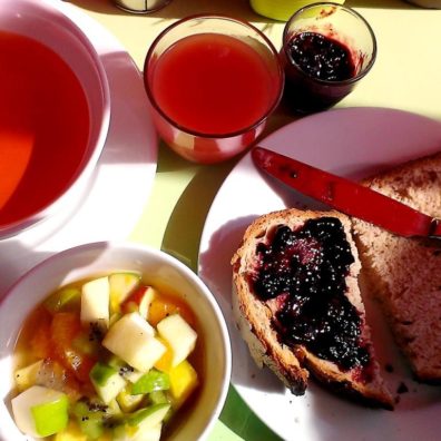 Thé Noir Himalayen - Jus de Pamplemousse - Fruits Frais - Mama Shelter Bordeaux - Brunch