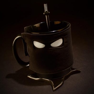 Mug Ninja avec sabre cuillère, masque et sous tasse shuriken - Mug Insolite