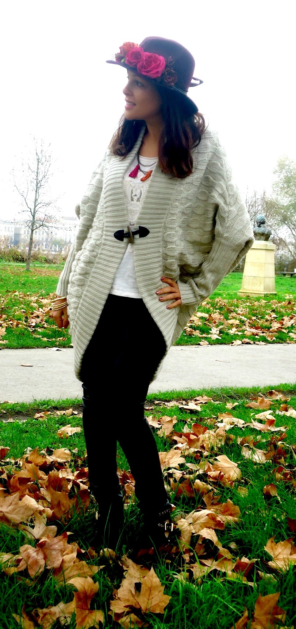 Blog-Mode-Bordeaux-Rouge-Rose-Chapeau-Pimkie-Couronne-De-Fleurs