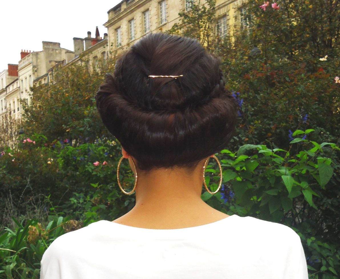 Coiffure-Vintage-Roll-Tresse-Bun-Noël