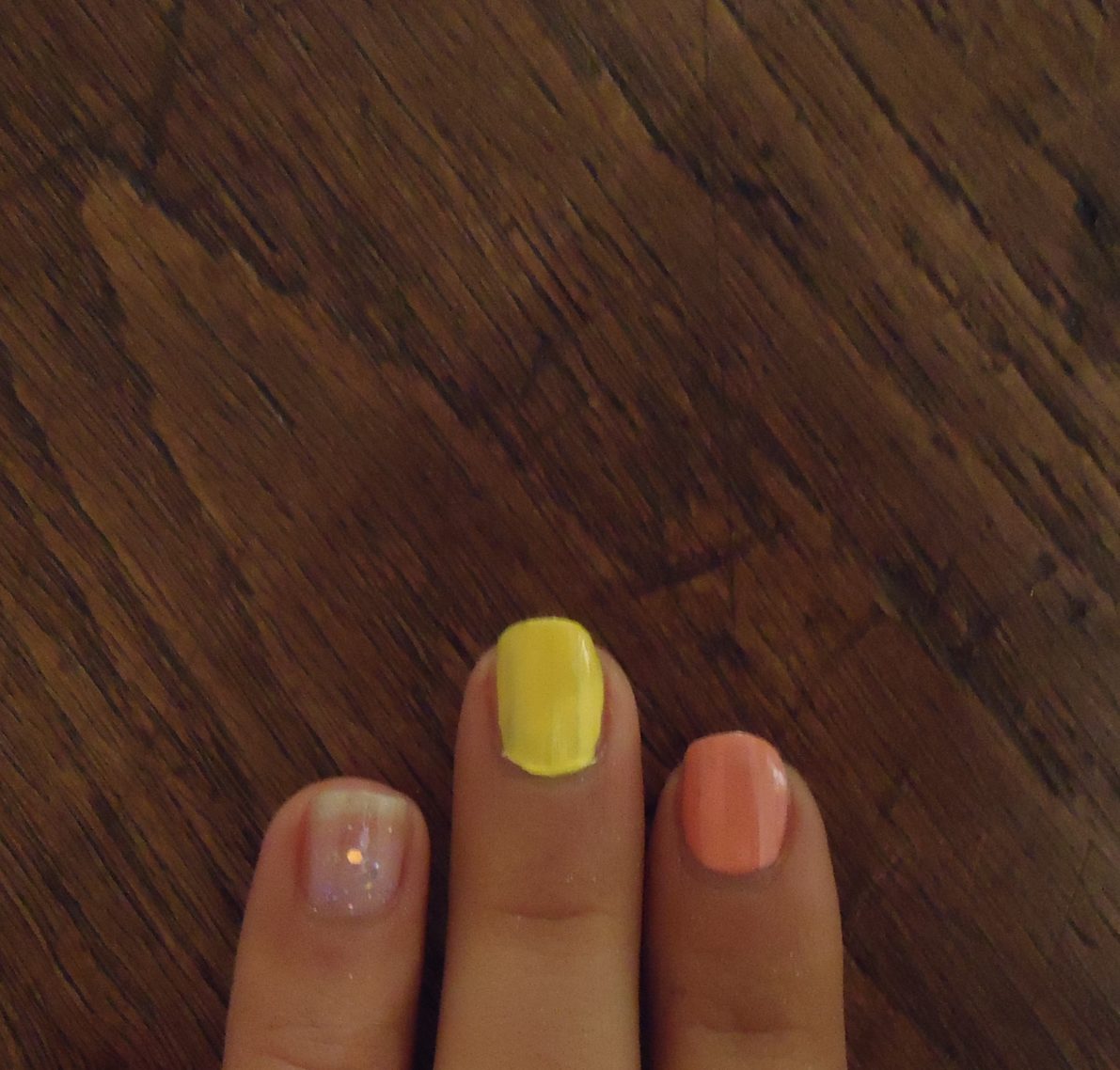 Nailmatic-kids-vernis-enfant-sans-solvant-a-base-d-eau-bordelaise-by-mimi-blog-bordeaux