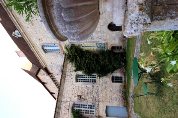 guest-room-french-castle