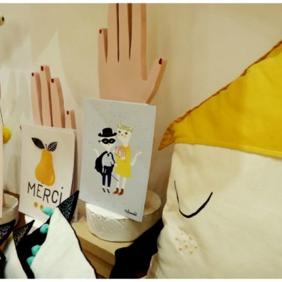 Carte-Postale-Chat-Coussin-Boutique-Ephémère